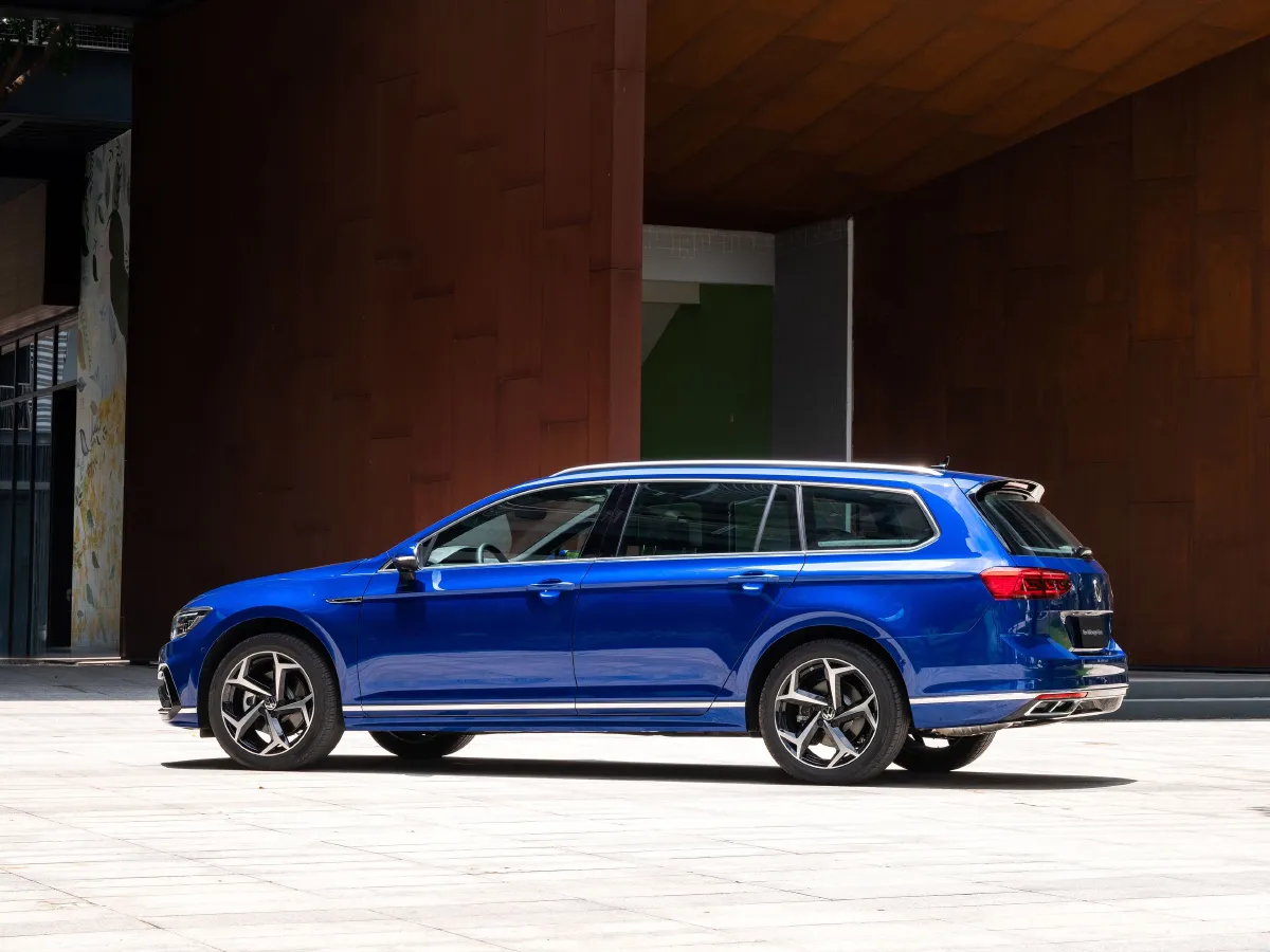 Volkswagen Alltrack,autocango,china used car exporter,china ev exporter,chinese used car exporter,chinese used ev exporter