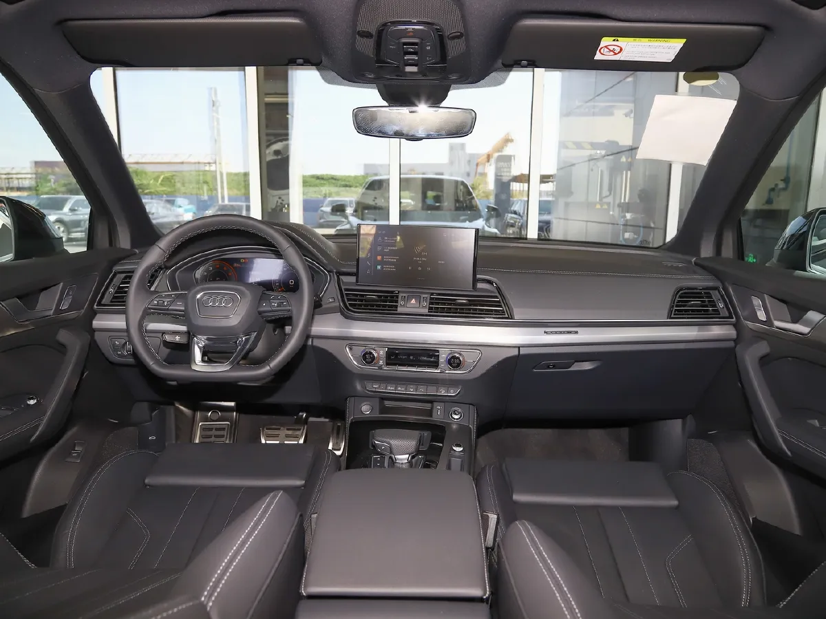 Audi Q5L Sportback,autocango,china used car exporter,china ev exporter,chinese used car exporter,chinese used ev exporter