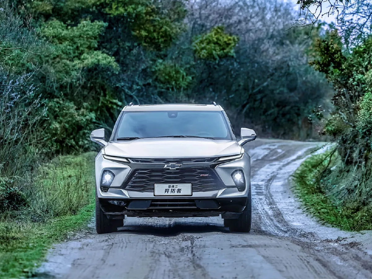 Chevrolet Blazer,autocango,china used car exporter,china ev exporter,chinese used car exporter,chinese used ev exporter