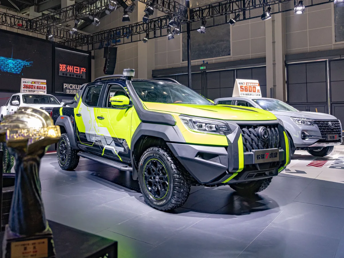 Dongfeng RuiQi 7,autocango,china used car exporter,china ev exporter,chinese used car exporter,chinese used ev exporter