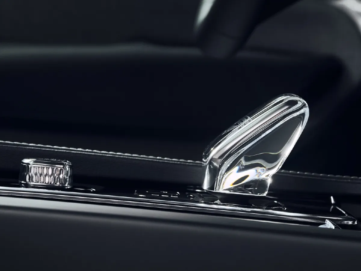 Volvo XC90,autocango,china used car exporter,china ev exporter,chinese used car exporter,chinese used ev exporter