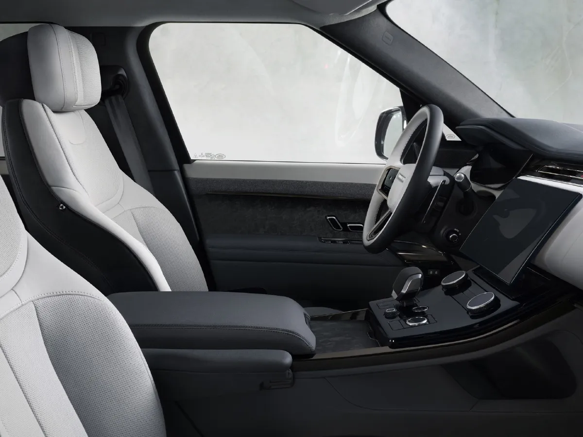 Land Rover Range Rover Sport,autocango,china used car exporter,china ev exporter,chinese used car exporter,chinese used ev exporter