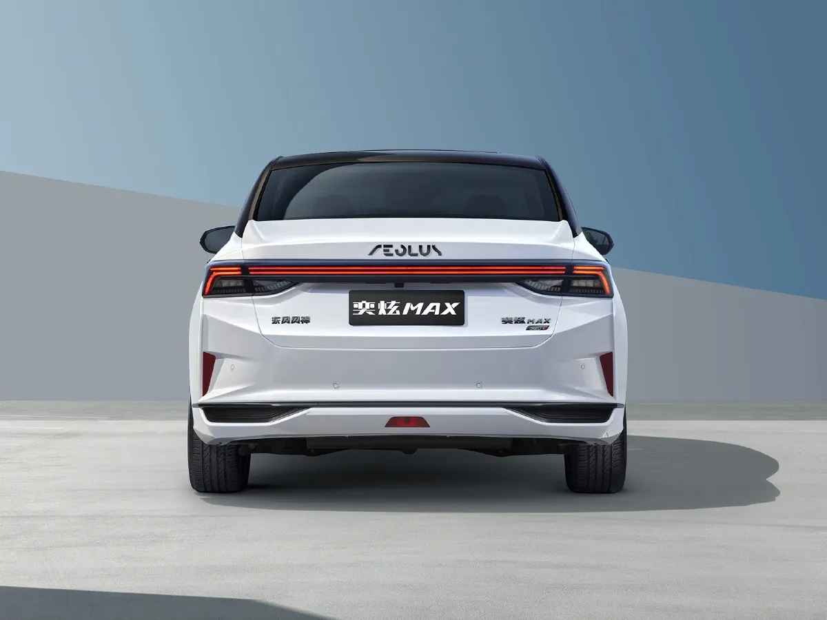 DongFeng Aeolus YiXuan MAX,autocango,china used car exporter,china ev exporter,chinese used car exporter,chinese used ev exporter