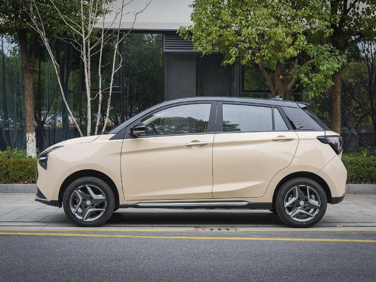 EV House Yue 01,autocango,china used car exporter,china ev exporter,chinese used car exporter,chinese used ev exporter