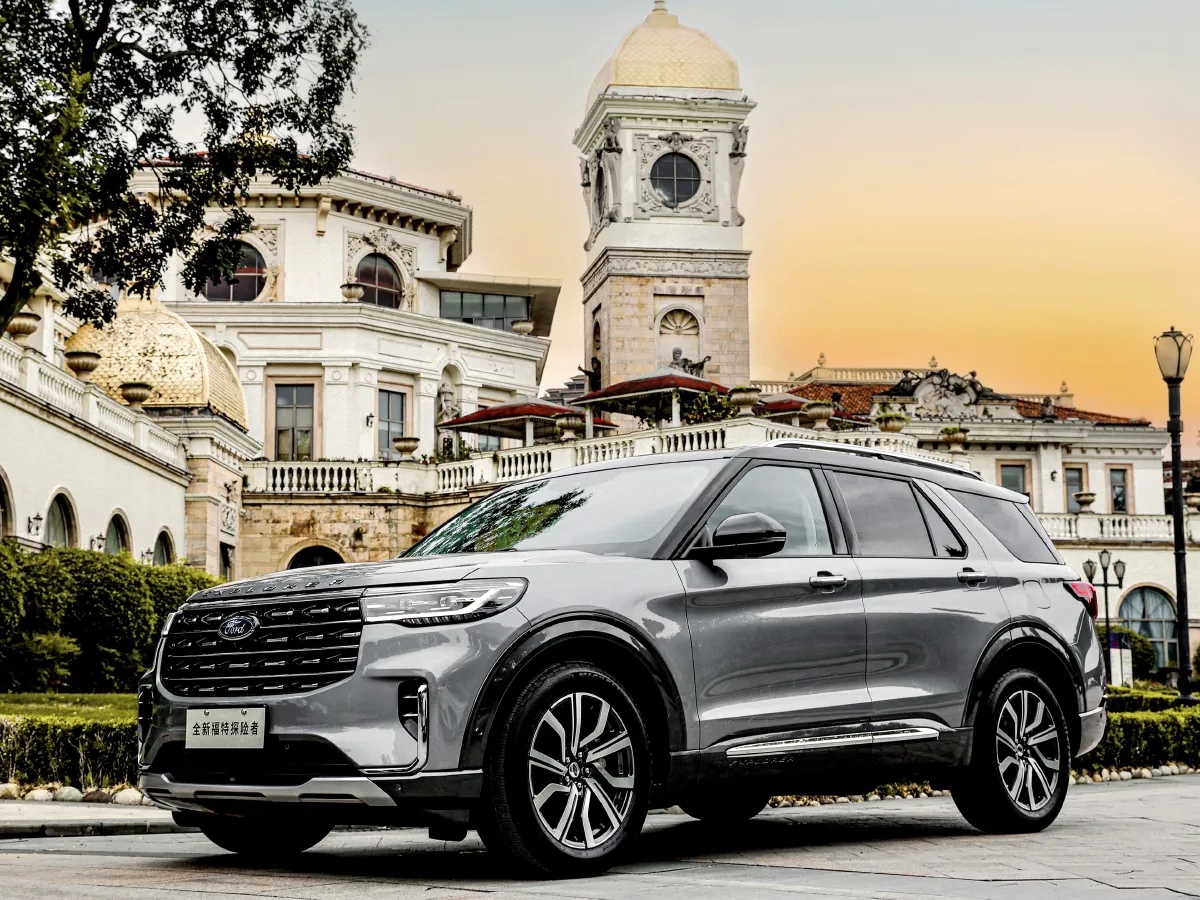 Ford Explorer,autocango,china used car exporter,china ev exporter,chinese used car exporter,chinese used ev exporter