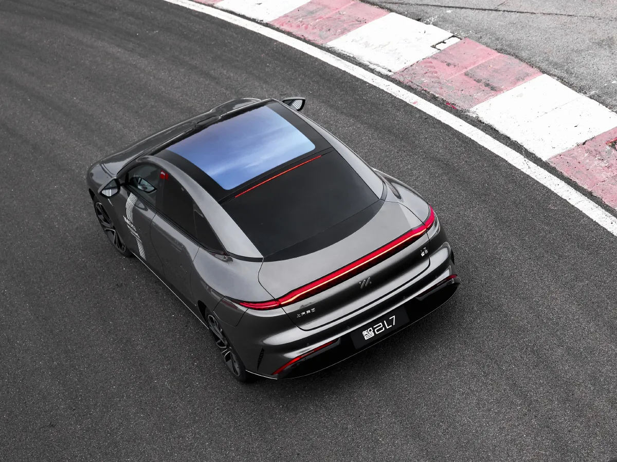 IM L7,autocango,china used car exporter,china ev exporter,chinese used car exporter,chinese used ev exporter