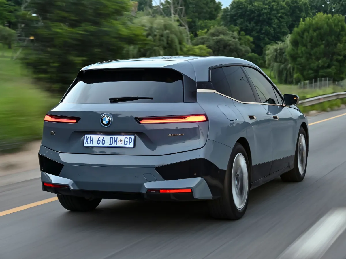 BMW iX,autocango,china used car exporter,china ev exporter,chinese used car exporter,chinese used ev exporter