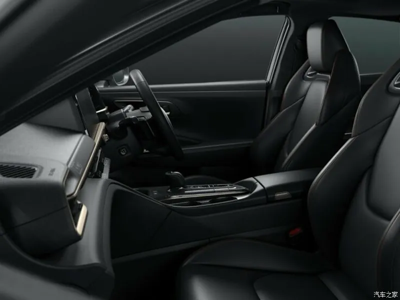 Toyota Crown,autocango,china used car exporter,china ev exporter,chinese used car exporter,chinese used ev exporter