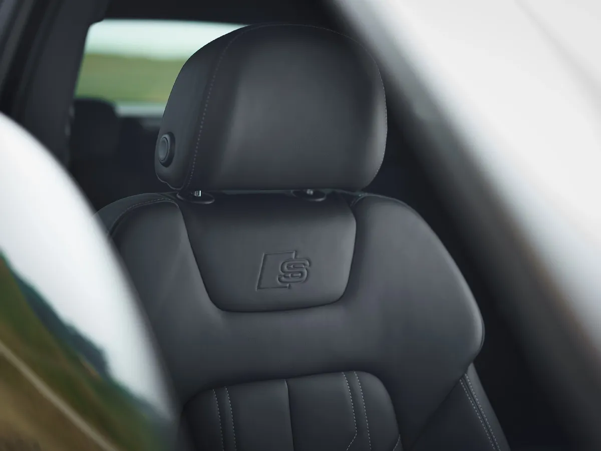 Audi e-tron,autocango,china used car exporter,china ev exporter,chinese used car exporter,chinese used ev exporter