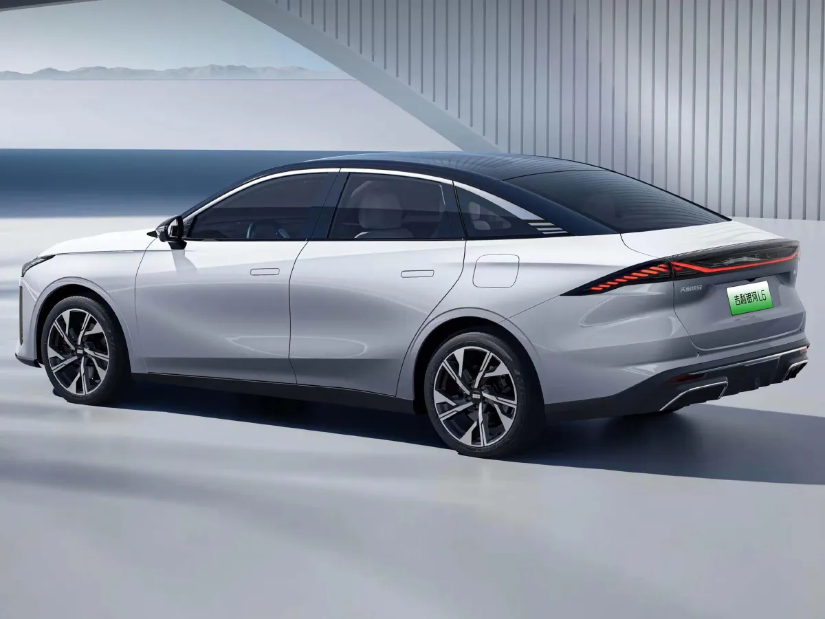 Geely Galaxy L6,autocango,china used car exporter,china ev exporter,chinese used car exporter,chinese used ev exporter