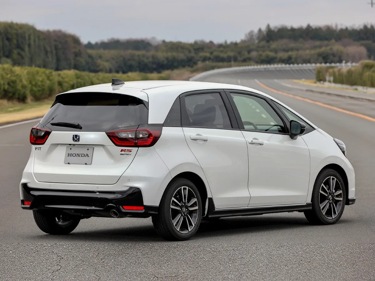 2013 Honda Fit 1.3L 88HP L4 CVT Hybrid,autocango,china used car exporter,china ev exporter,chinese used car exporter,chinese used ev exporter