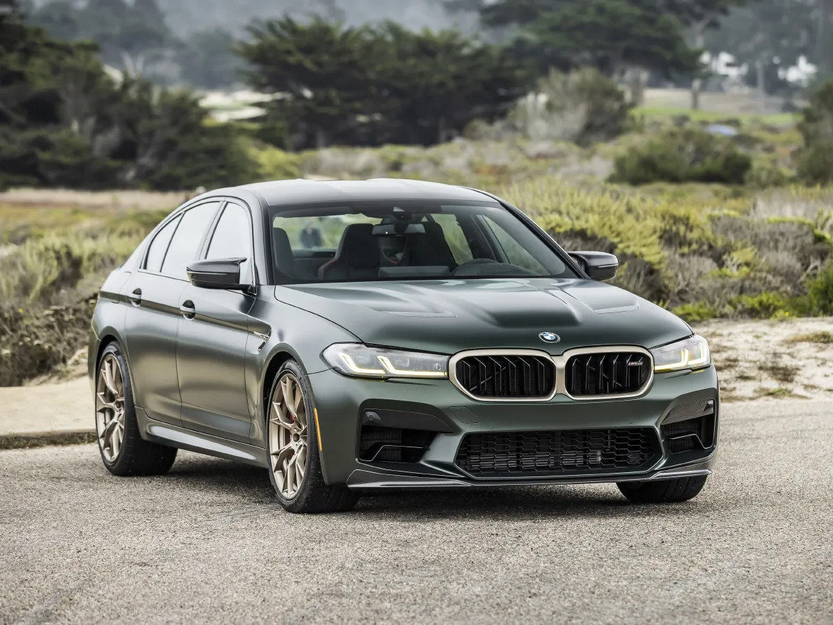 2012 BMW M5 4.4T 560HP V8 7DCT,autocango,china used car exporter,china ev exporter,chinese used car exporter,chinese used ev exporter