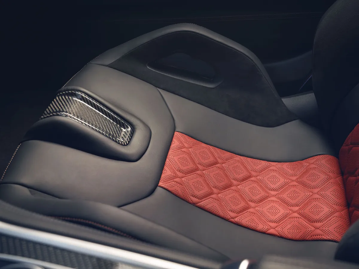 BMW M8,autocango,china used car exporter,china ev exporter,chinese used car exporter,chinese used ev exporter