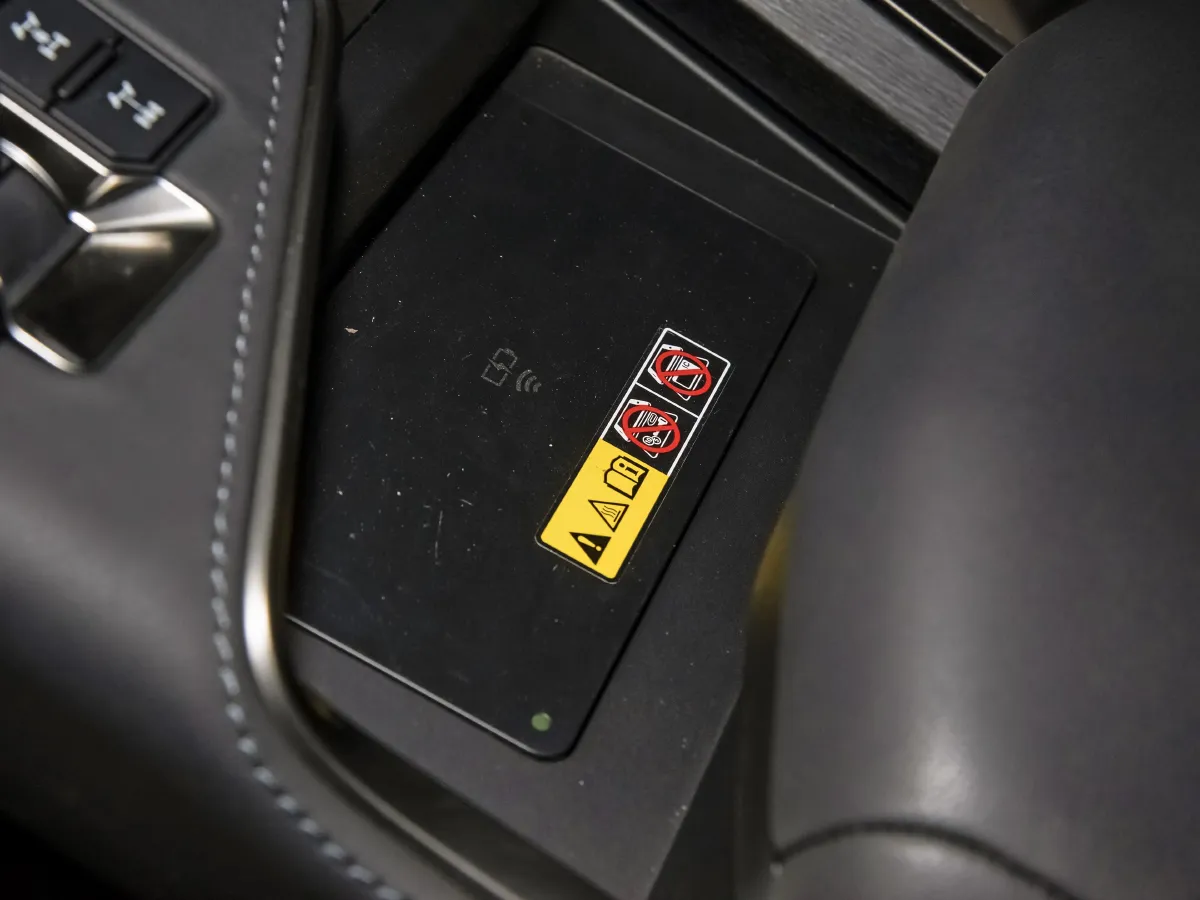 Lexus GX,autocango,china used car exporter,china ev exporter,chinese used car exporter,chinese used ev exporter