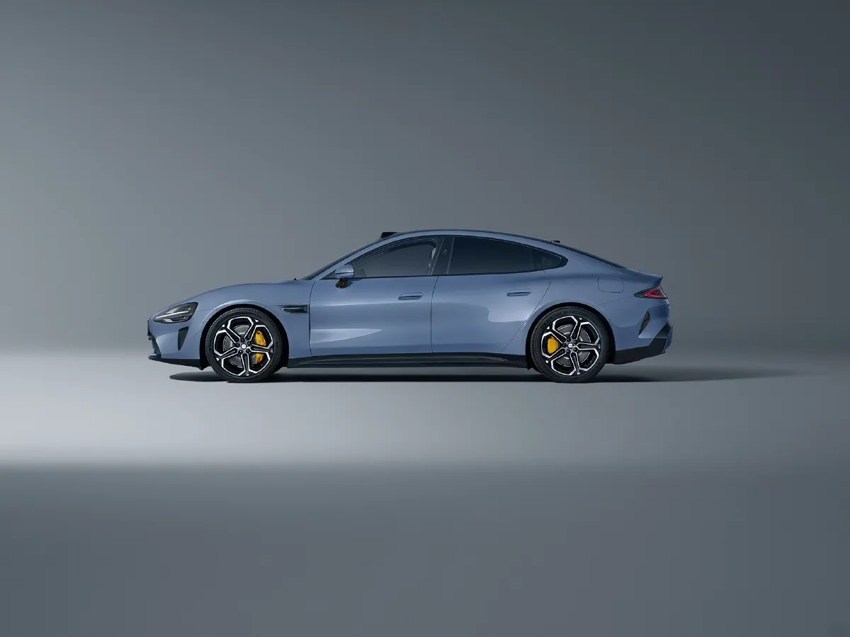 MI SU7,autocango,china used car exporter,china ev exporter,chinese used car exporter,chinese used ev exporter