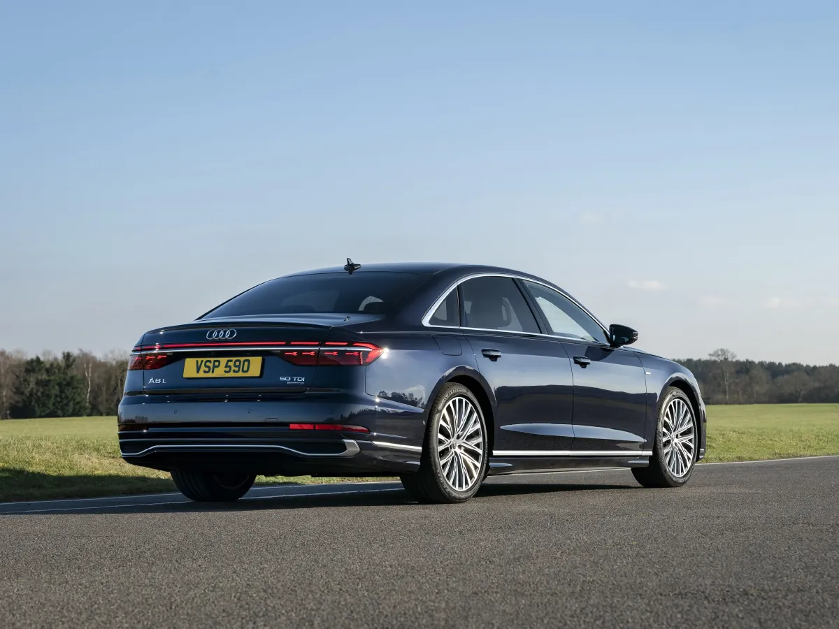 Audi A8,autocango,china used car exporter,china ev exporter,chinese used car exporter,chinese used ev exporter Audi A8,autocango,china used car exporter,china ev exporter,chinese used car exporter,chinese used ev exporter