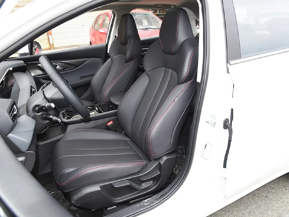 BeiJing Auto U5 Plus,autocango,china used car exporter,china ev exporter,chinese used car exporter,chinese used ev exporter