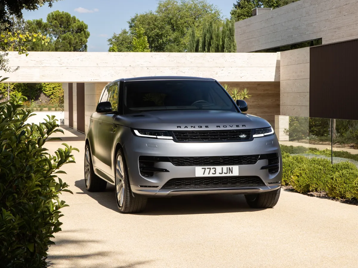 Land Rover Range Rover Sport,autocango,china used car exporter,china ev exporter,chinese used car exporter,chinese used ev exporter