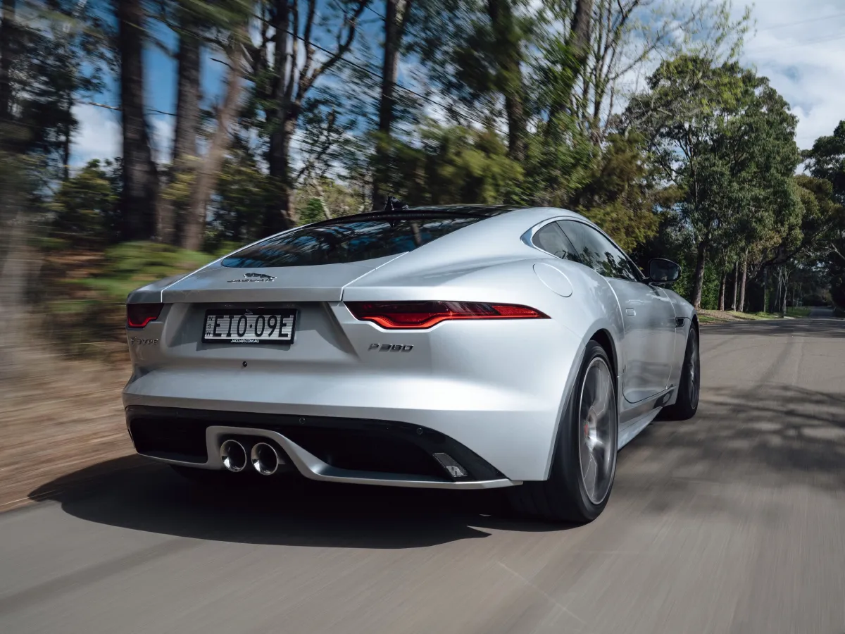 Jaguar F-TYPE,autocango,china used car exporter,china ev exporter,chinese used car exporter,chinese used ev exporter