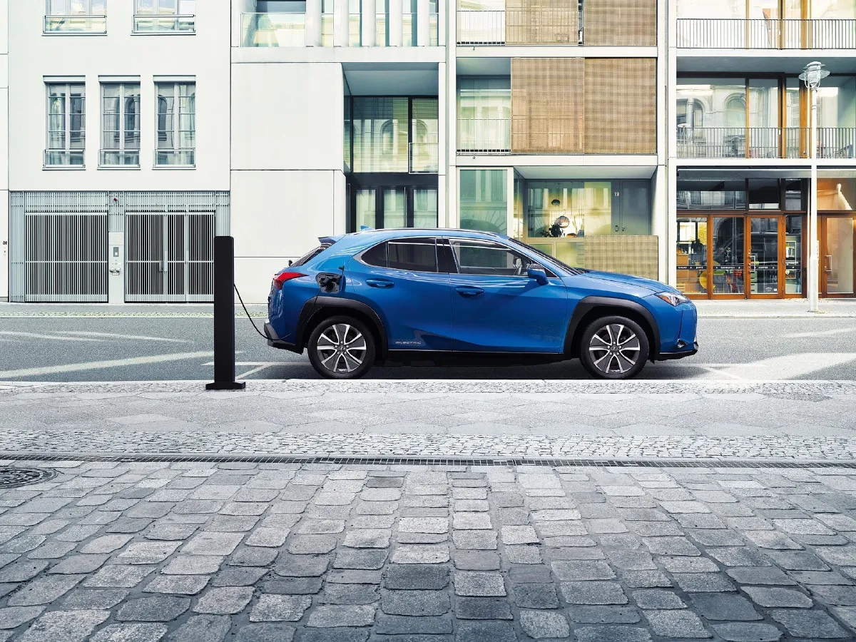 Lexus UX,autocango,china used car exporter,china ev exporter,chinese used car exporter,chinese used ev exporter