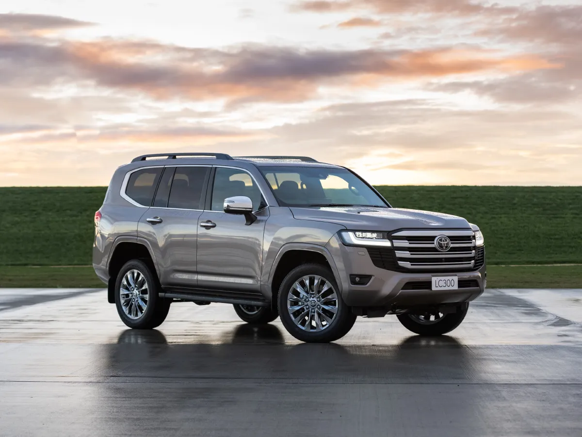 Toyota Land Cruiser,autocango,china used car exporter,china ev exporter,chinese used car exporter,chinese used ev exporter
