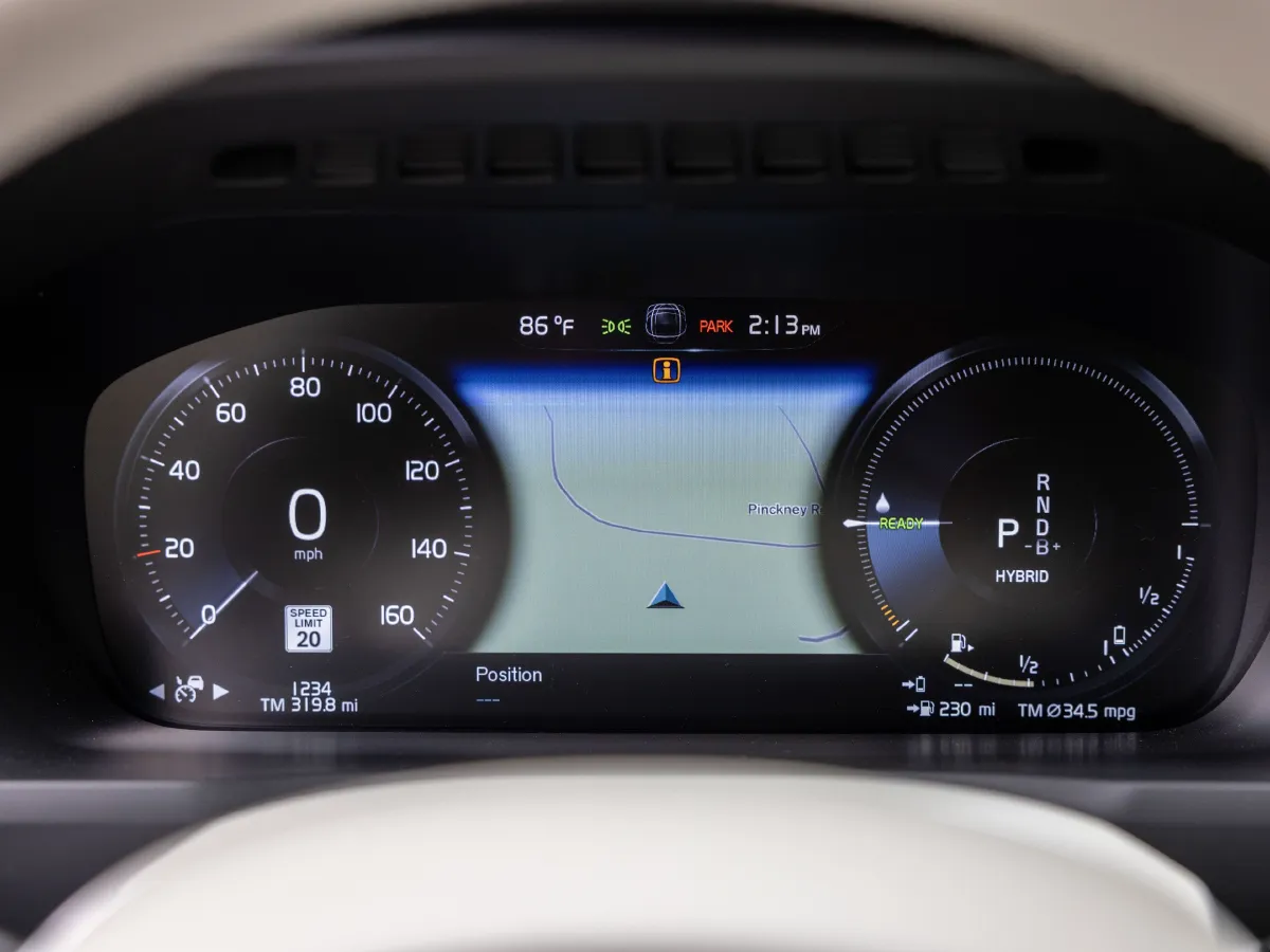 Volvo XC90 PHEV,autocango,china used car exporter,china ev exporter,chinese used car exporter,chinese used ev exporter Volvo XC90 PHEV,autocango,china used car exporter,china ev exporter,chinese used car exporter,chinese used ev exporter