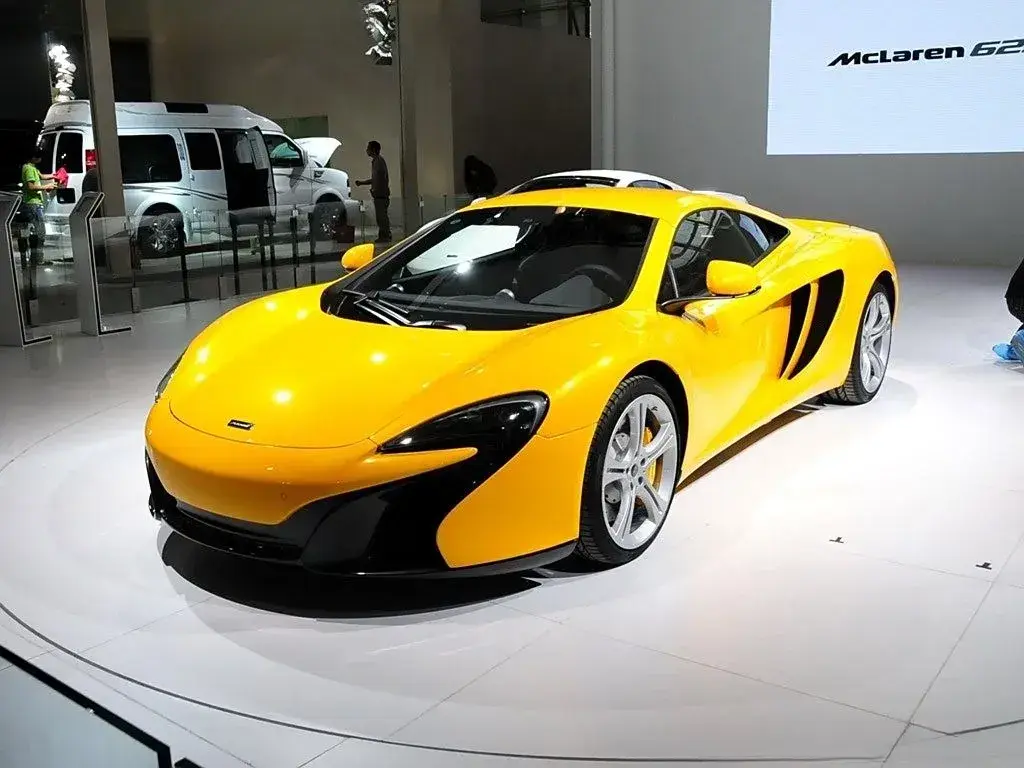 McLaren 625C
