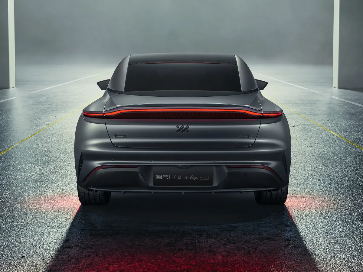 IM L7,autocango,china used car exporter,china ev exporter,chinese used car exporter,chinese used ev exporter