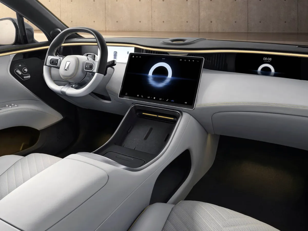 Avatr 11,autocango,china used car exporter,china ev exporter,chinese used car exporter,chinese used ev exporter