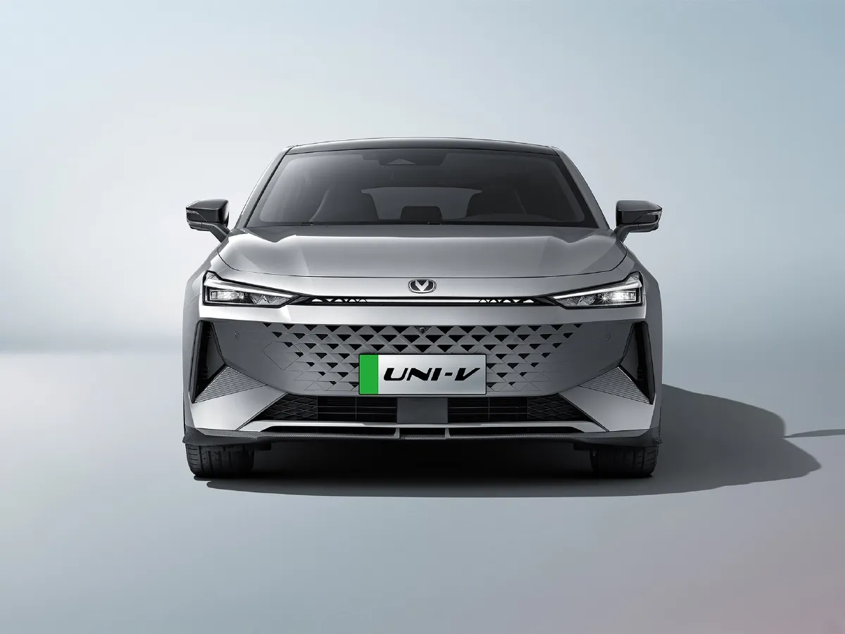 ChangAn UNI-V iDD,autocango,china used car exporter,china ev exporter,chinese used car exporter,chinese used ev exporter ChangAn UNI-V iDD,autocango,china used car exporter,china ev exporter,chinese used car exporter,chinese used ev exporter