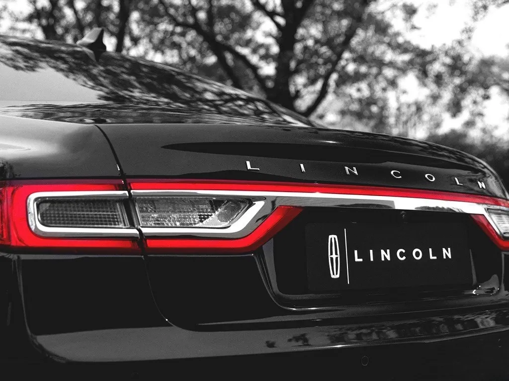 Lincoln Continental,autocango,china used car exporter,china ev exporter,chinese used car exporter,chinese used ev exporter