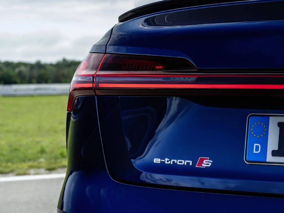 Audi e-tron,autocango,china used car exporter,china ev exporter,chinese used car exporter,chinese used ev exporter