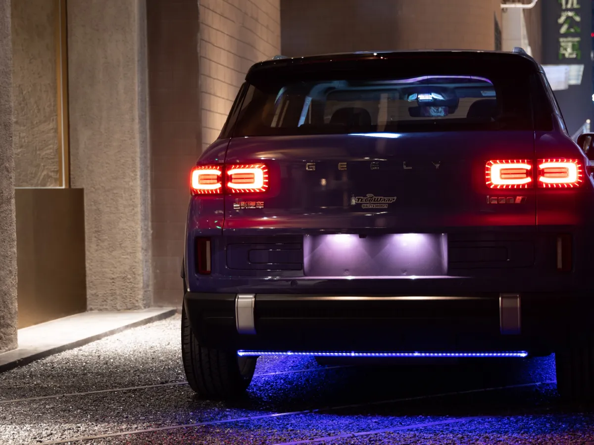 Geely ICON,autocango,china used car exporter,china ev exporter,chinese used car exporter,chinese used ev exporter