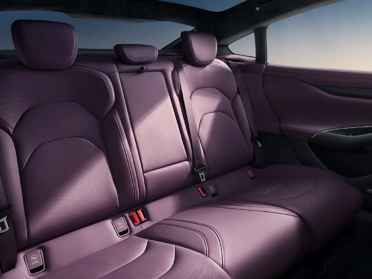 MI SU7,autocango,china used car exporter,china ev exporter,chinese used car exporter,chinese used ev exporter