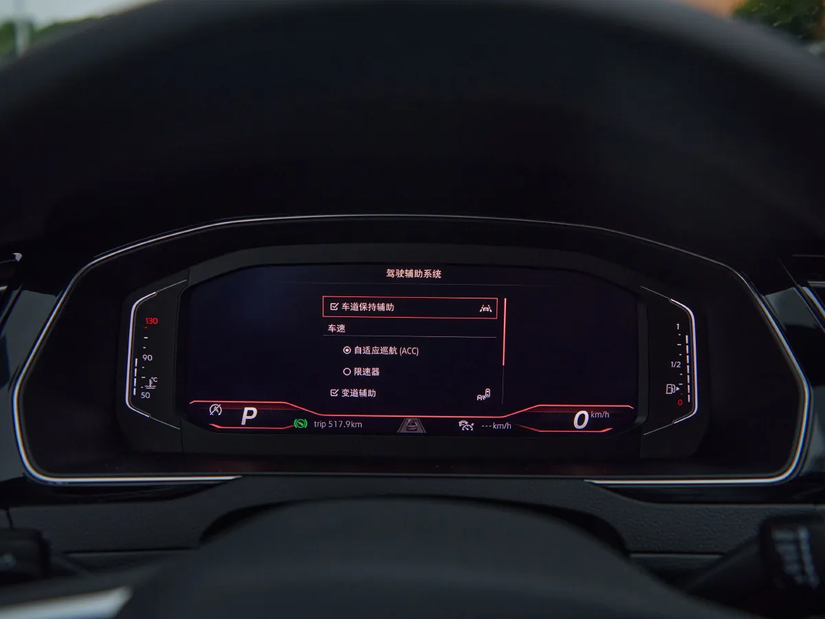 Volkswagen Alltrack,autocango,china used car exporter,china ev exporter,chinese used car exporter,chinese used ev exporter