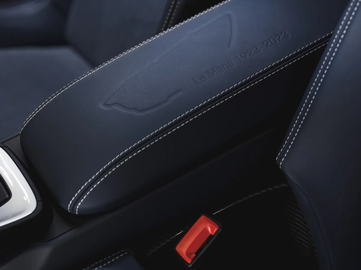 Porsche 911,autocango,china used car exporter,china ev exporter,chinese used car exporter,chinese used ev exporter