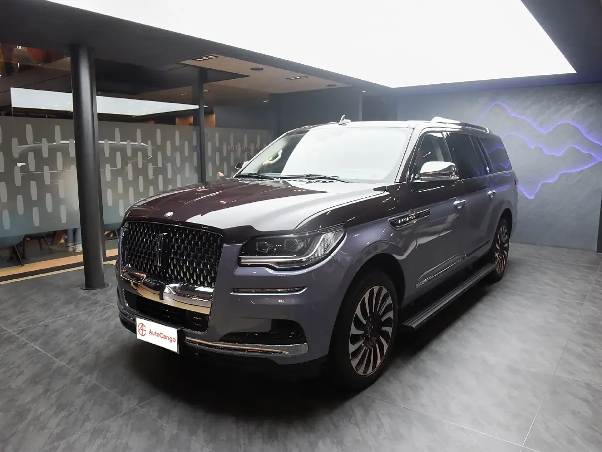 Lincoln Navigator One