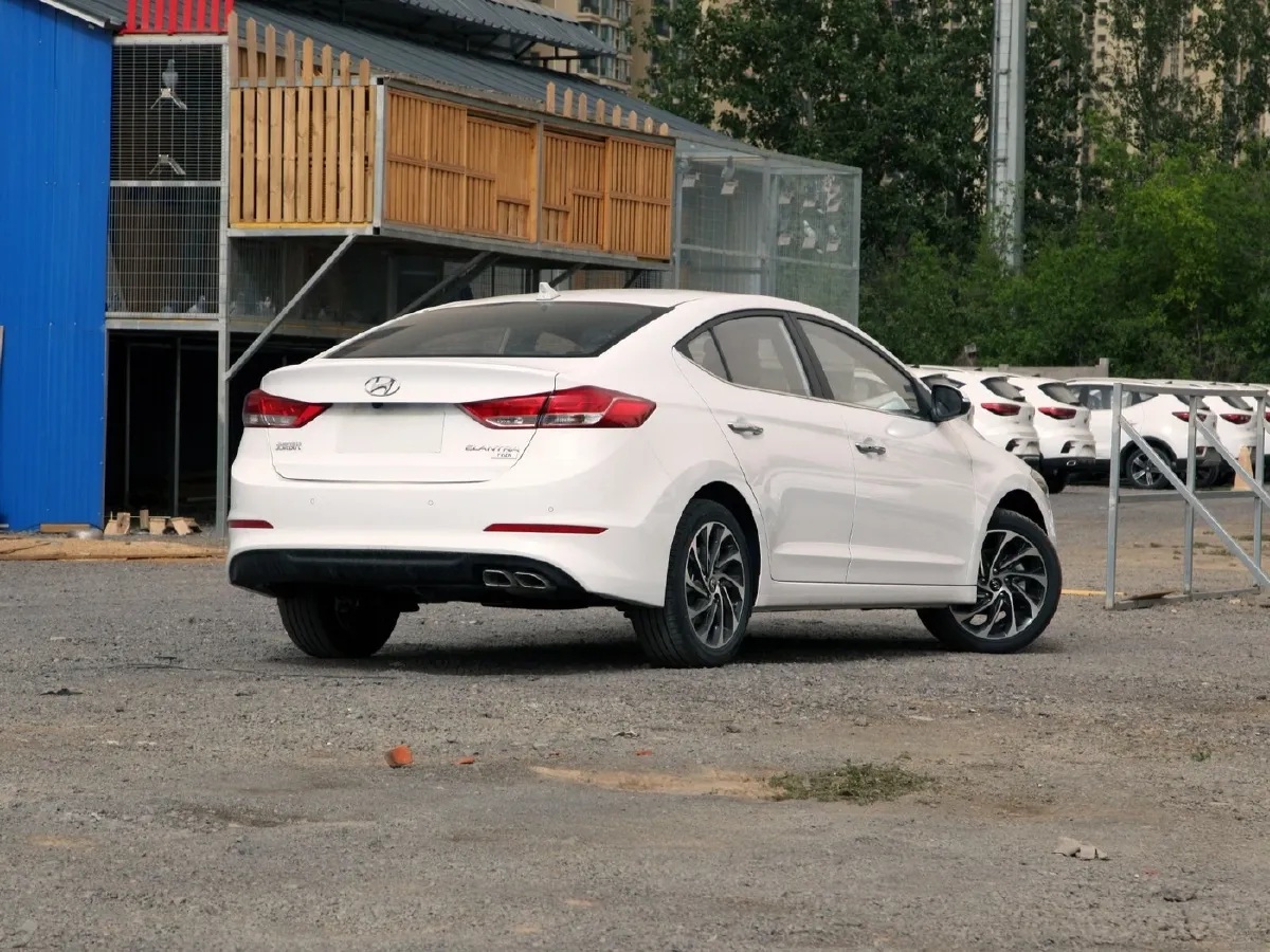 Hyundai Elantra,autocango,china used car exporter,china ev exporter,chinese used car exporter,chinese used ev exporter