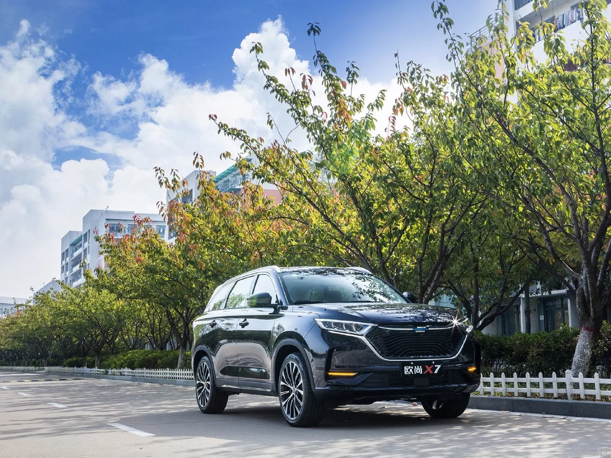 2021 ChangAn Oshan X7 1.5T 178HP L4 6MT,autocango,china used car exporter,china ev exporter,chinese used car exporter,chinese used ev exporter