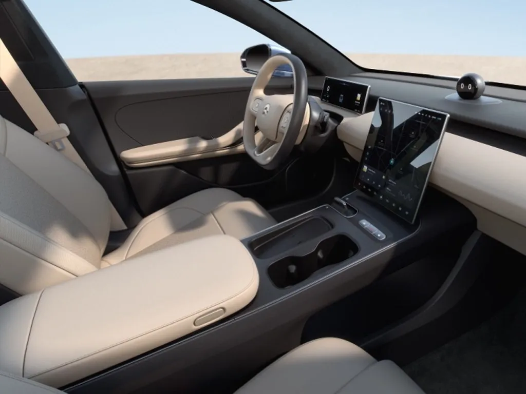 NIO ET5,autocango,china used car exporter,china ev exporter,chinese used car exporter,chinese used ev exporter