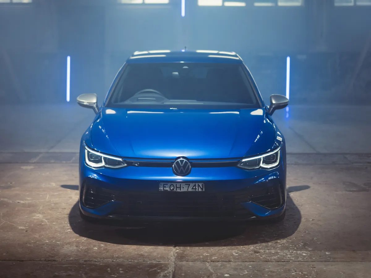 2011 Volkswagen Golf 2.0T 256HP L4 6DCT,autocango,china used car exporter,china ev exporter,chinese used car exporter,chinese used ev exporter