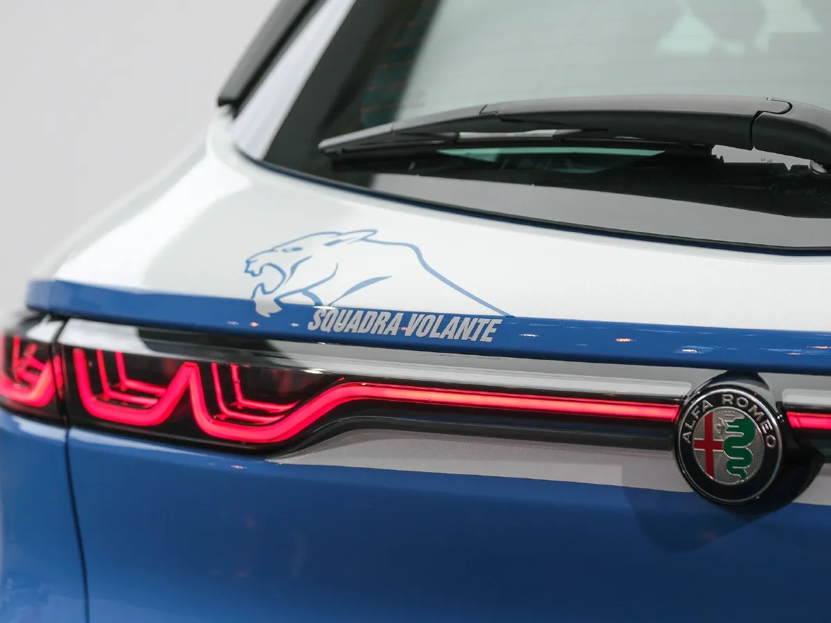 2024 Alfa Romeo Tonale 2.0T 268HP L4 9AT,autocango,china used car exporter,china ev exporter,chinese used car exporter,chinese used ev exporter