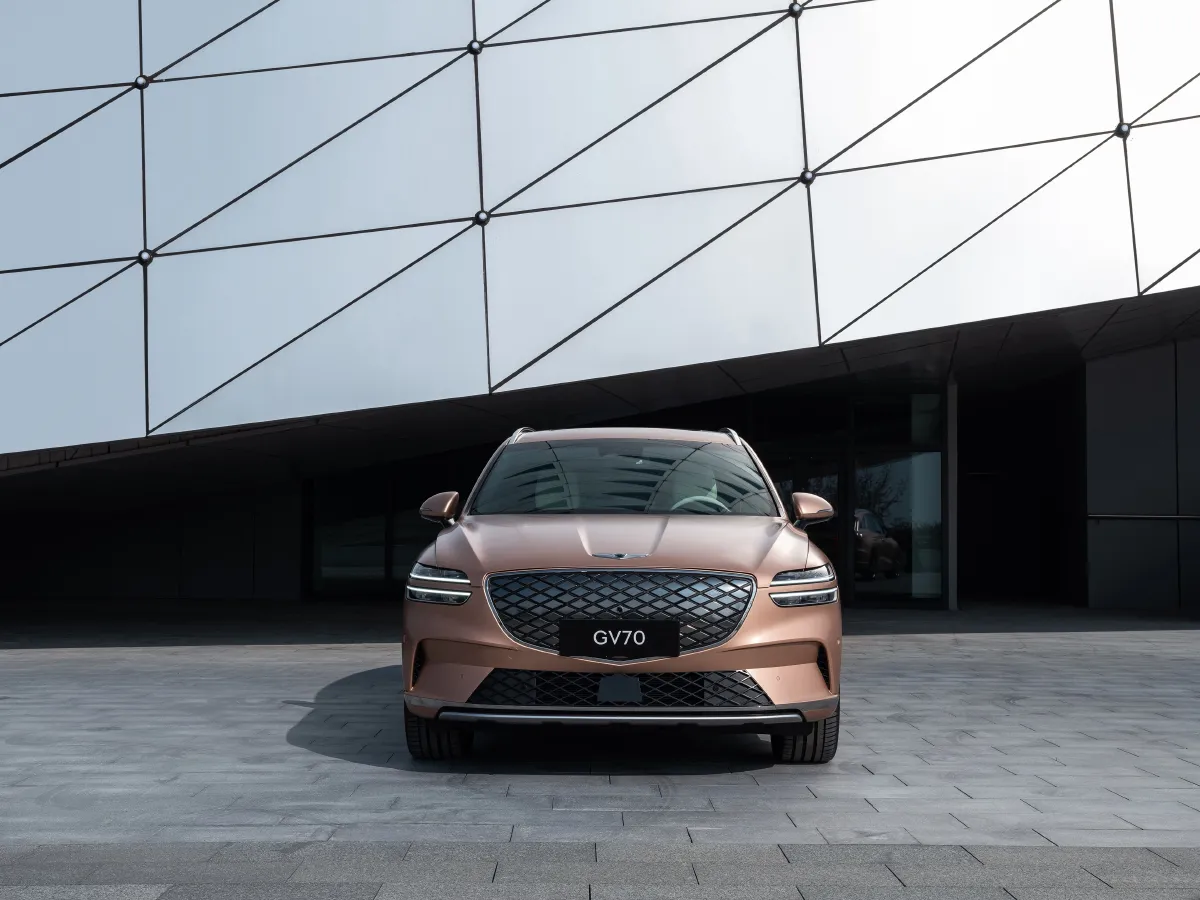 Genesis GV70,autocango,china used car exporter,china ev exporter,chinese used car exporter,chinese used ev exporter