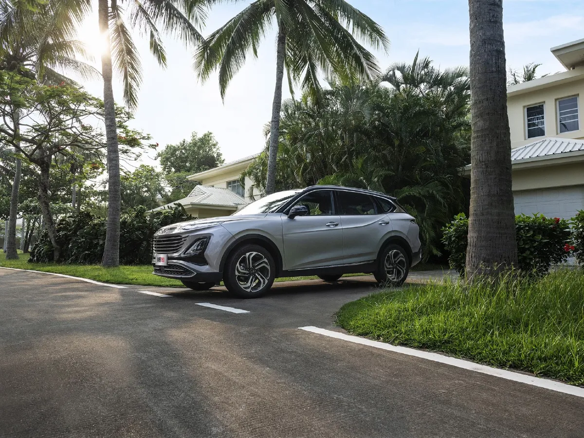 2025 Bestune T90 2.0T 252HP L4 8AT,autocango,china used car exporter,china ev exporter,chinese used car exporter,chinese used ev exporter