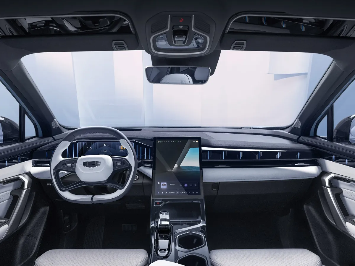 Geely StarRay,autocango,china used car exporter,china ev exporter,chinese used car exporter,chinese used ev exporter