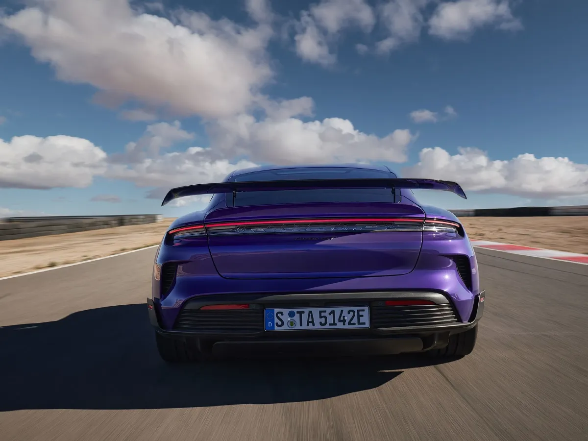 Porsche Taycan,autocango,china used car exporter,china ev exporter,chinese used car exporter,chinese used ev exporter Porsche Taycan,autocango,china used car exporter,china ev exporter,chinese used car exporter,chinese used ev exporter