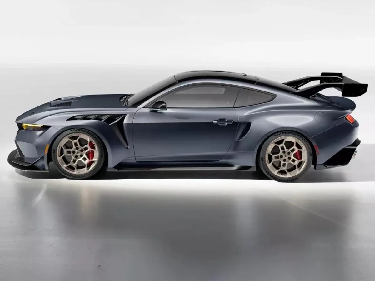 Ford Mustang,autocango,china used car exporter,china ev exporter,chinese used car exporter,chinese used ev exporter