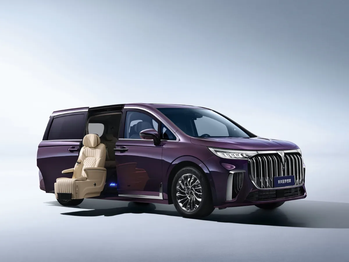 Voyah Dream,autocango,china used car exporter,china ev exporter,chinese used car exporter,chinese used ev exporter