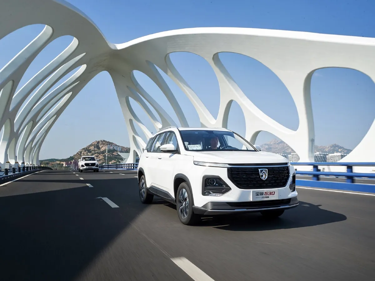 2018 BaoJun 530 1.8L 137HP L4 5AMT,autocango,china used car exporter,china ev exporter,chinese used car exporter,chinese used ev exporter