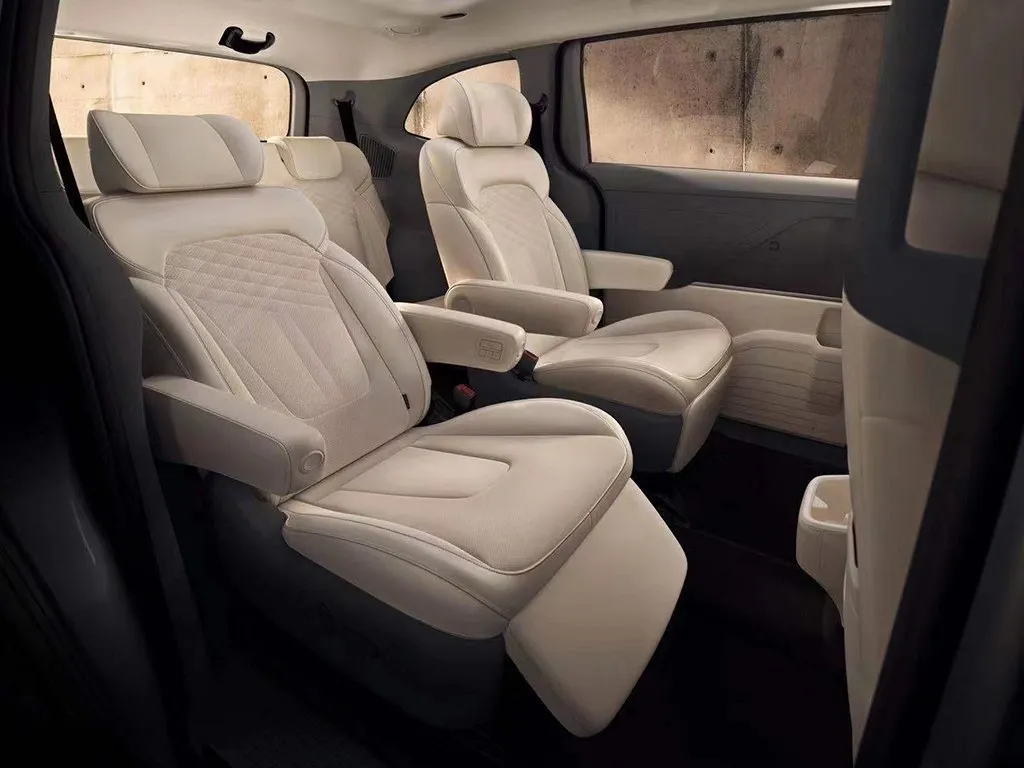 Hyundai Custo,autocango,china used car exporter,china ev exporter,chinese used car exporter,chinese used ev exporter